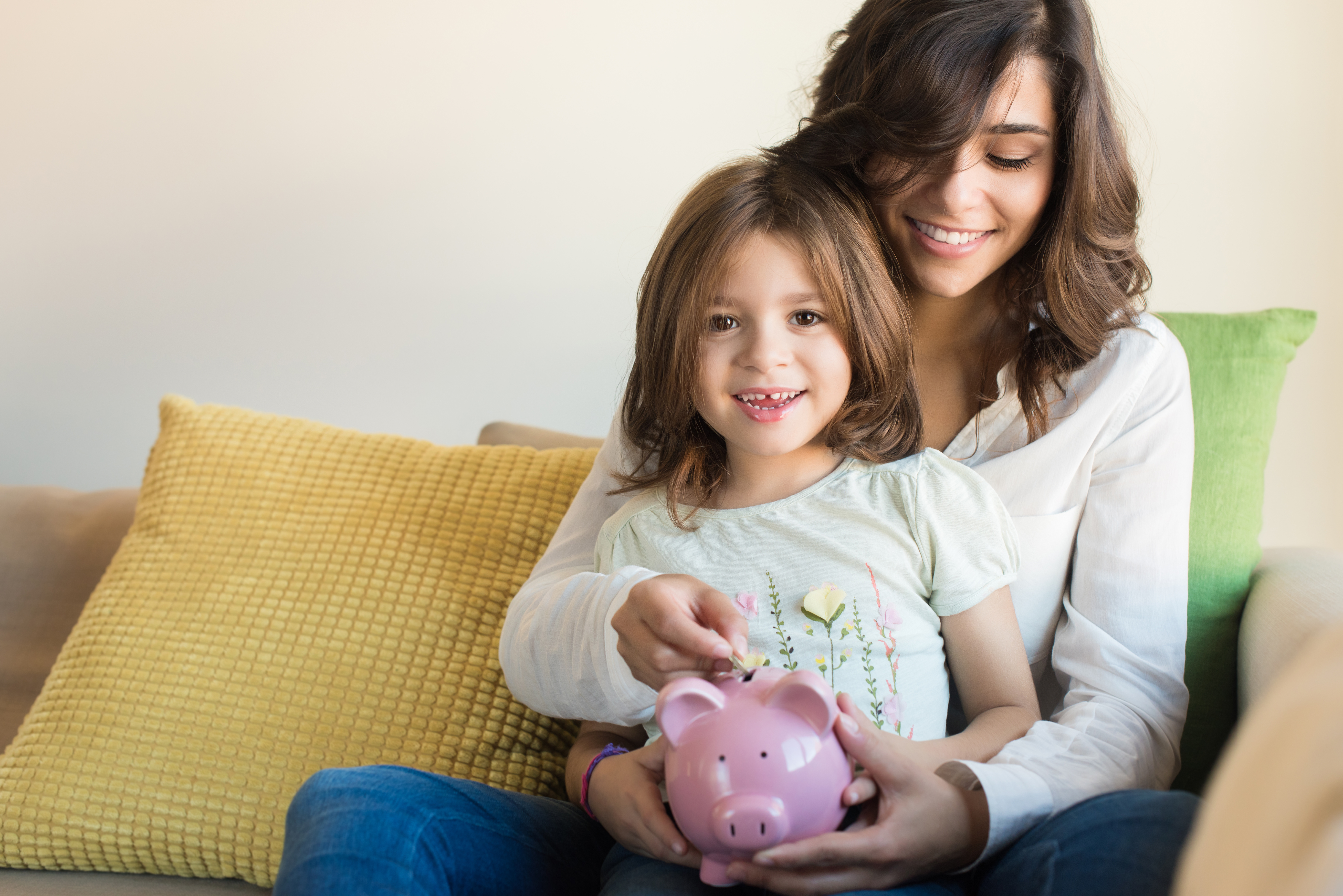 Comment éduquer vos enfants vis-à-vis de l’argent et des finances ? Mythes et réalité